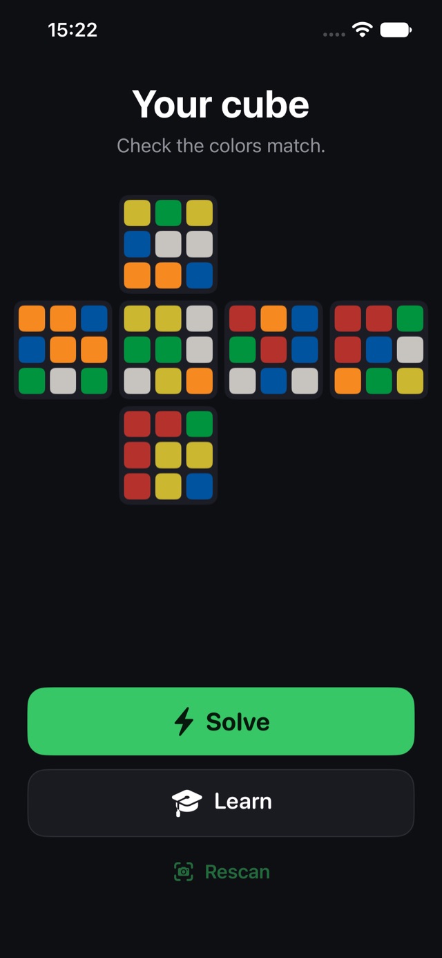 The app showing the scanned cube, with Solve and Learn buttons